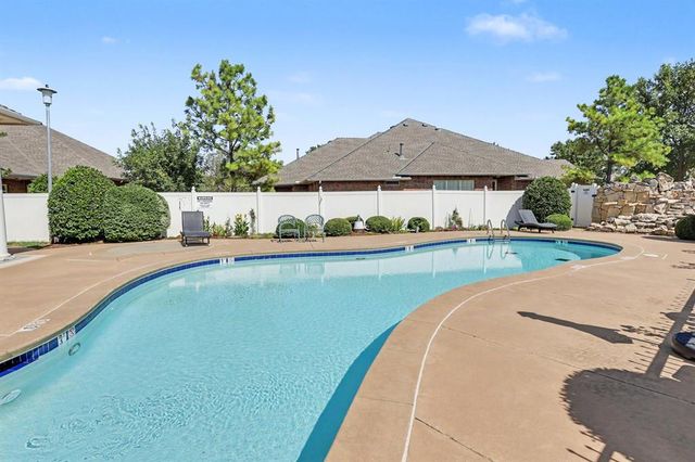 15419 Monarch Lane, Edmond, OK 73013