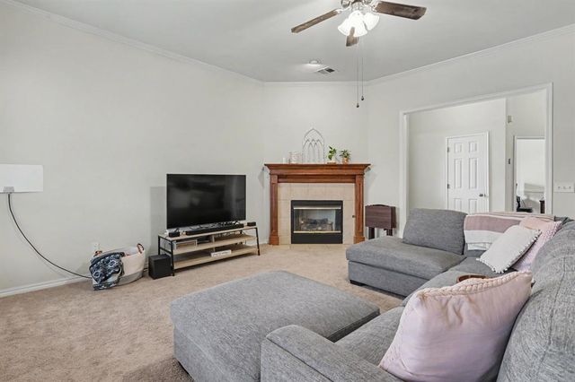 15419 Monarch Lane, Edmond, OK 73013