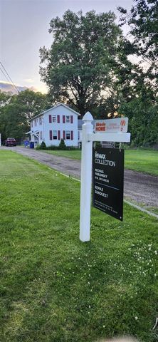 1045 Brownwood Avenue, Grand Rapids, MI 49504