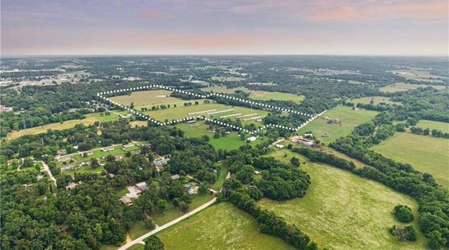 20098 E Dawn Hill East Road, Gentry, AR 72734