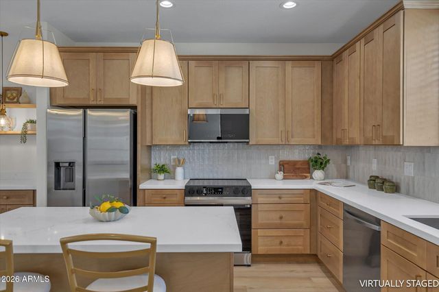 2414 W JAKE Haven, Phoenix, AZ 85085