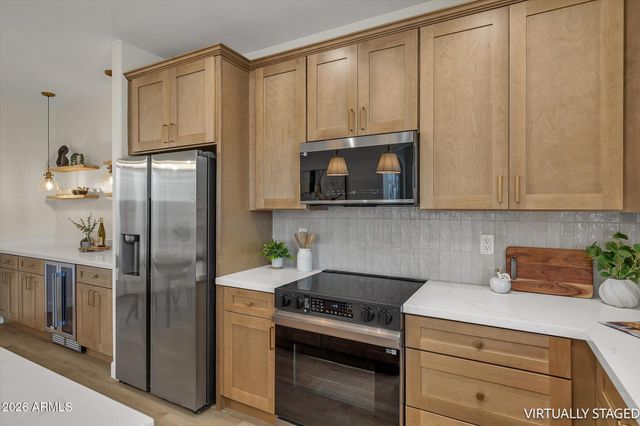 2414 W JAKE Haven, Phoenix, AZ 85085