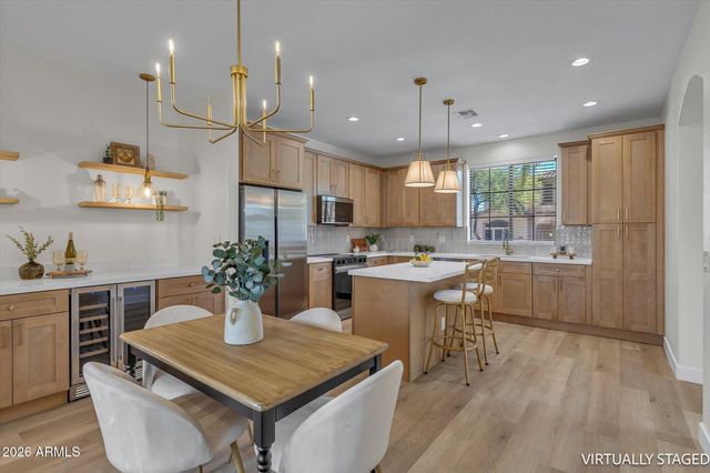 2414 W JAKE Haven, Phoenix, AZ 85085