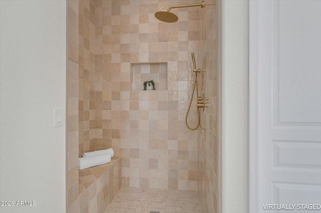 2414 W JAKE Haven, Phoenix, AZ 85085