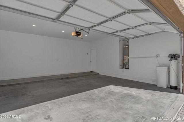 2414 W JAKE Haven, Phoenix, AZ 85085