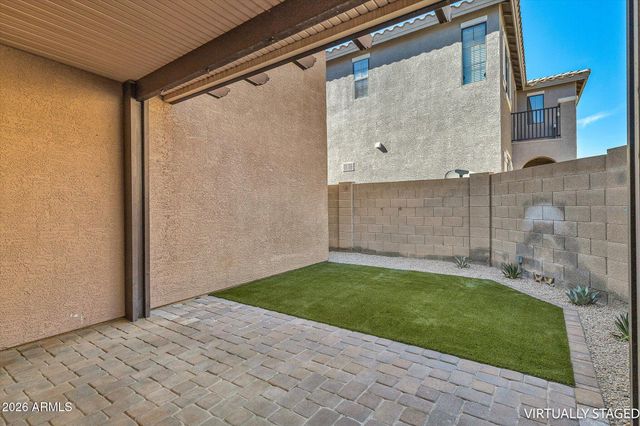 2414 W JAKE Haven, Phoenix, AZ 85085