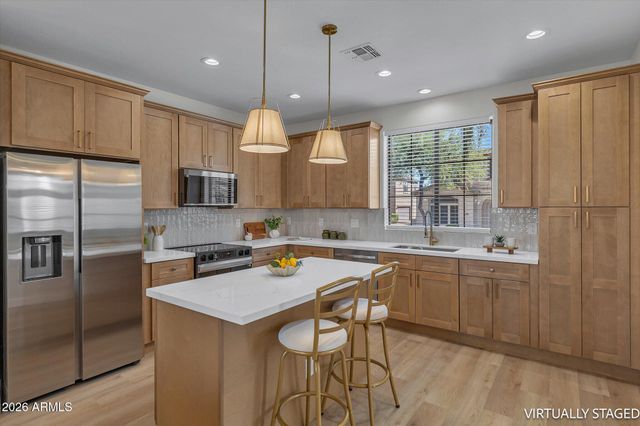2414 W JAKE Haven, Phoenix, AZ 85085