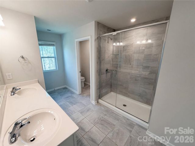 11122 Chalkbark Lane, Charlotte, NC 28262