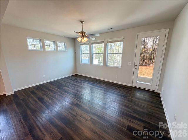 11122 Chalkbark Lane, Charlotte, NC 28262