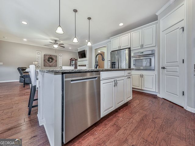 314 Laurel Lookout Hills, Canton, GA 30114