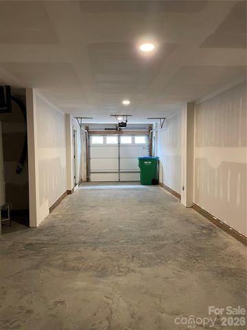 1011 Carter Avenue 35, Charlotte, NC 28206