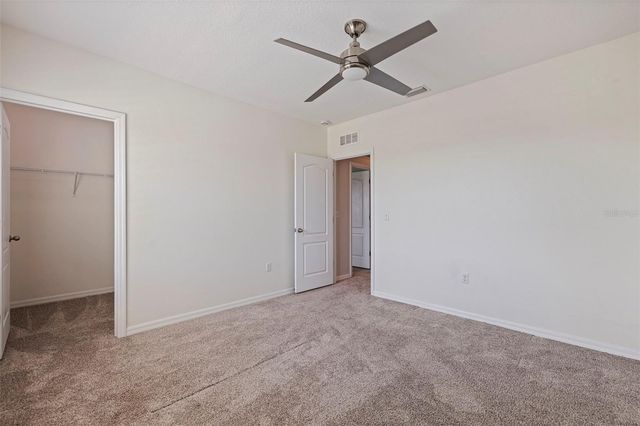 568 53RD AVENUE N, St Petersburg, FL 33703