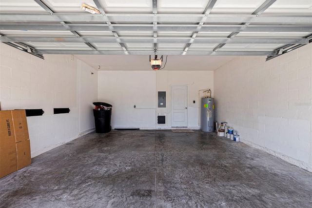 568 53RD AVENUE N, St Petersburg, FL 33703