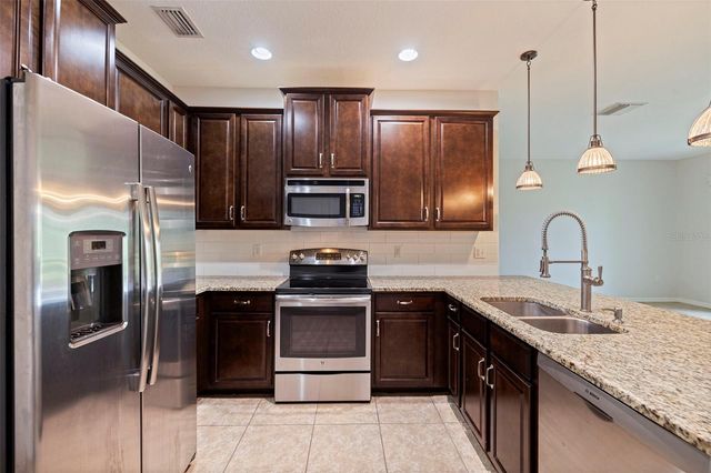 568 53RD AVENUE N, St Petersburg, FL 33703