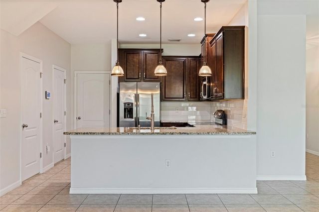 568 53RD AVENUE N, St Petersburg, FL 33703