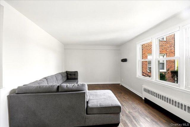 12 Wainwright Avenue 1B, Yonkers, NY 10710