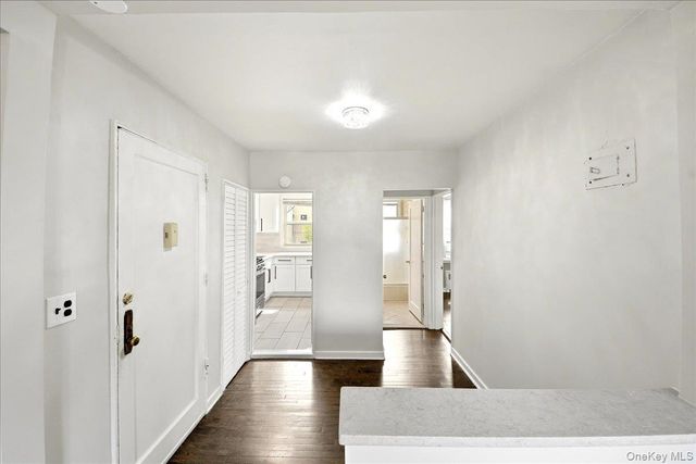 12 Wainwright Avenue 1B, Yonkers, NY 10710