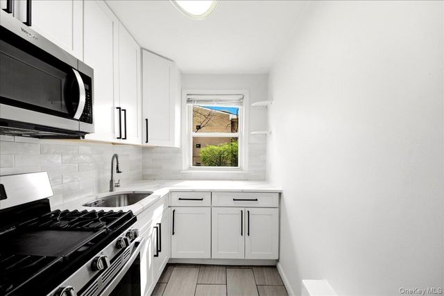 12 Wainwright Avenue 1B, Yonkers, NY 10710