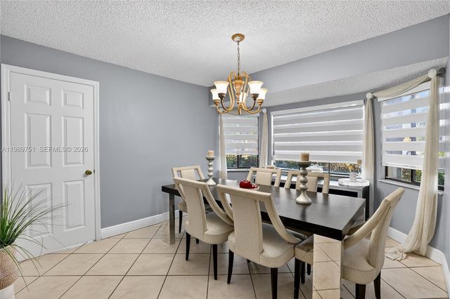 11501 SW 9th Ct, Pembroke Pines, FL 33025