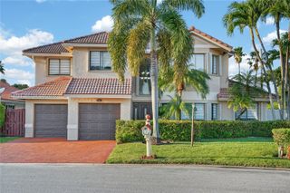 11501 SW 9th Ct, Pembroke Pines, FL 33025