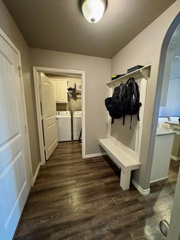 1207 N Vale Avenue, Lubbock, TX 79416