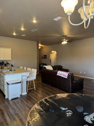 1207 N Vale Avenue, Lubbock, TX 79416