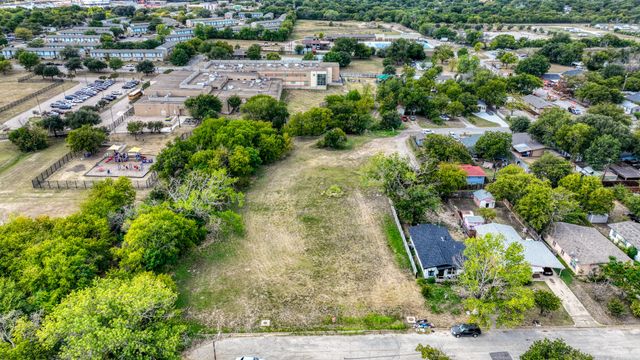 5024 Stanley Avenue, Fort Worth, TX 76115