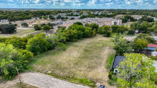 5024 Stanley Avenue, Fort Worth, TX 76115
