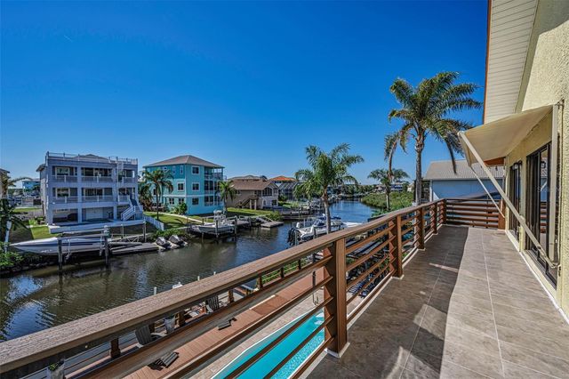 6009 BAYWAY COURT, New Port Richey, FL 34652