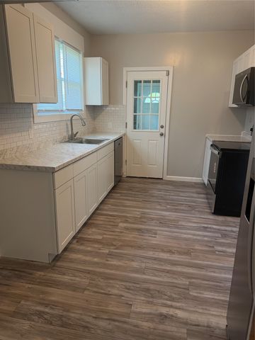 1016 W 23RD Street, Erie, PA 16502