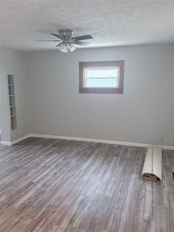 1016 W 23RD Street, Erie, PA 16502