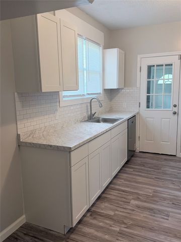 1016 W 23RD Street, Erie, PA 16502