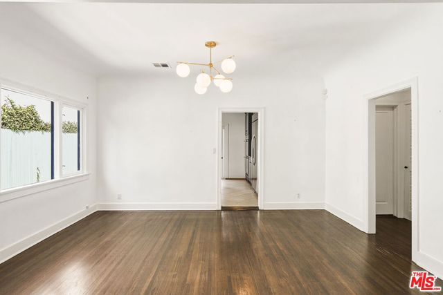 524 N Kilkea Drive, Los Angeles, CA 90048