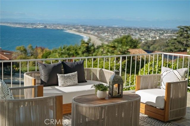 628 Via Del Monte, Palos Verdes Estates, CA 90274