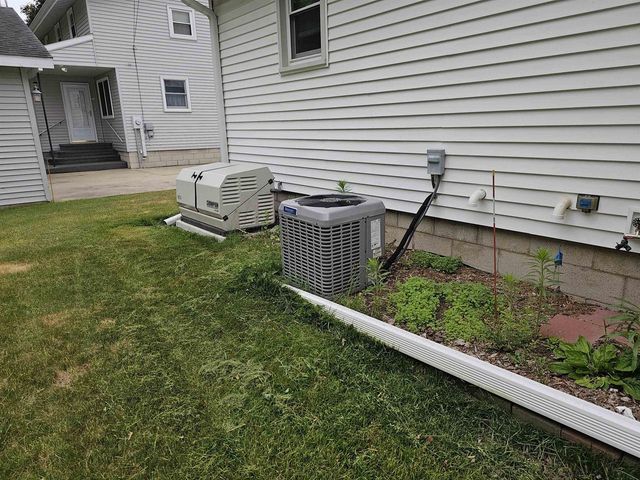 817 HIGH STREET, Wild Rose, WI 54984
