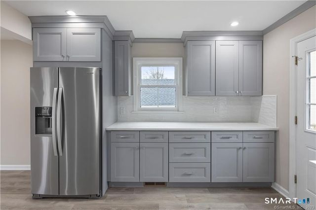 10 Grace Street, New Canaan, CT 06840