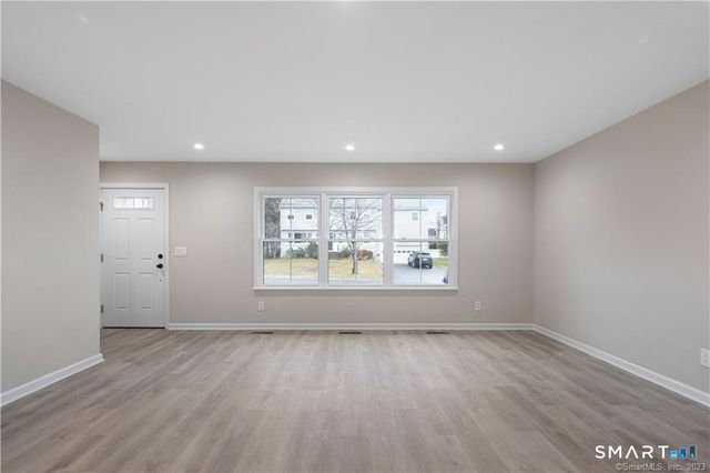 10 Grace Street, New Canaan, CT 06840