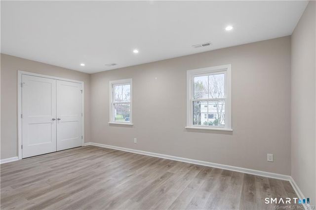 10 Grace Street, New Canaan, CT 06840