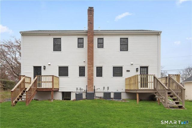 10 Grace Street, New Canaan, CT 06840