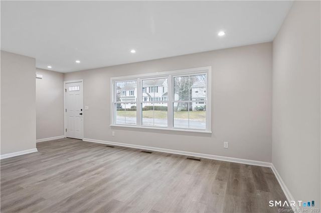 10 Grace Street, New Canaan, CT 06840
