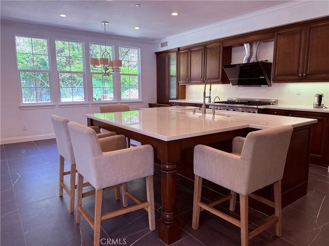 12 Basilica Pl, Ladera Ranch, CA 92694