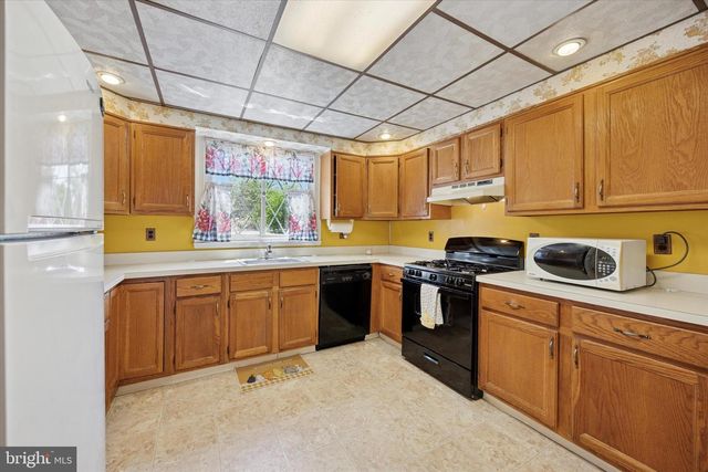 2232 AFTON STREET, Philadelphia, PA 19152