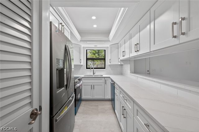 745 Cardium ST, Sanibel, FL 33957
