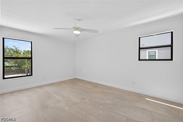 745 Cardium ST, Sanibel, FL 33957