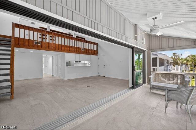 745 Cardium ST, Sanibel, FL 33957
