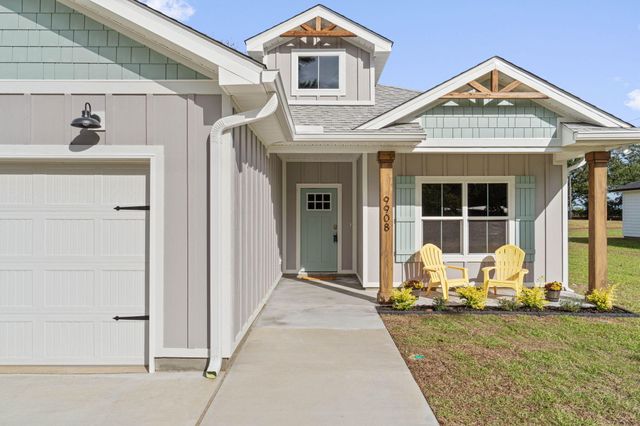 7900 Tippin Avenue, Pensacola, FL 32514