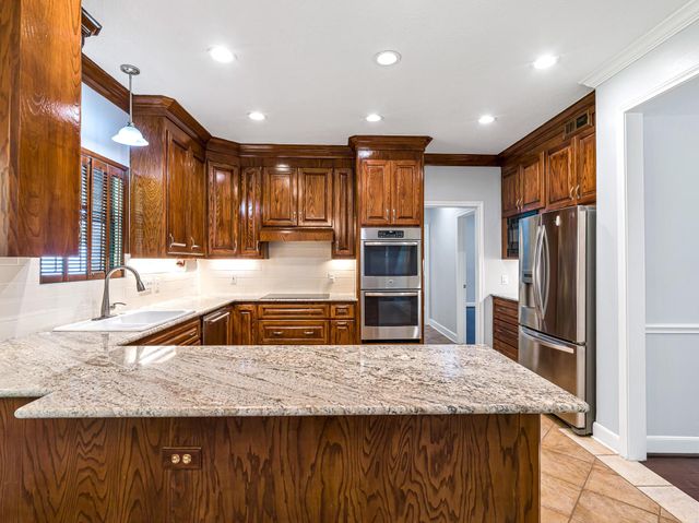 3102 Willow Creek Lane, Katy, TX 77494