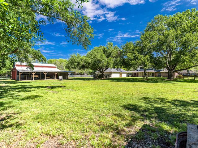 3102 Willow Creek Lane, Katy, TX 77494
