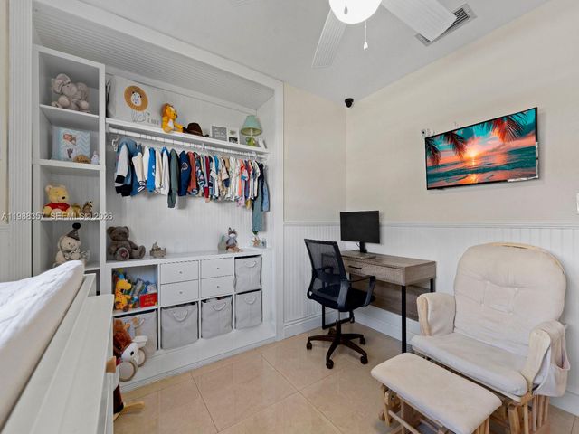 8530 NW 179th St, Hialeah, FL 33015