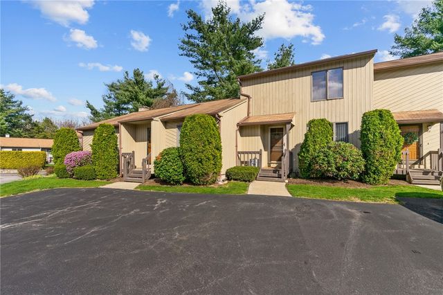 69 Kristee Circle, West Warwick, RI 02893